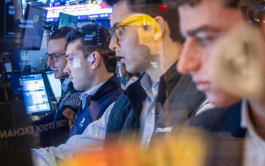 Following Fed inflation estimates, stocks plummet.